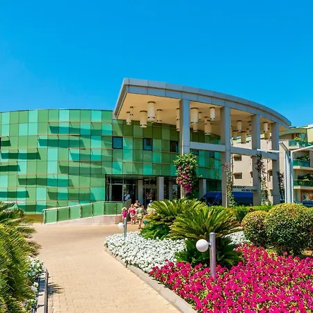 Resort Vonresort Golden Coast & Aqua Side