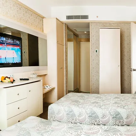 Resort Vonresort Golden Coast & Aqua 5*