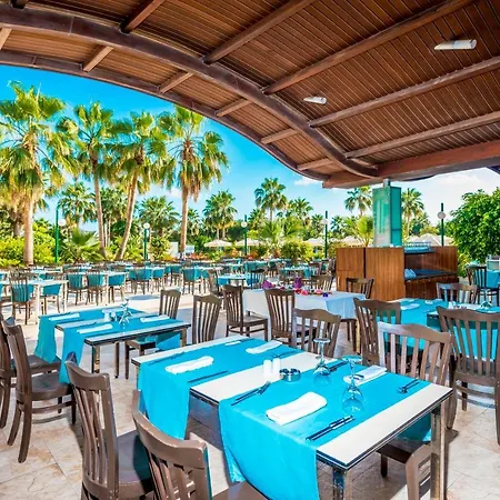 Vonresort Golden Coast & Aqua 5* Side