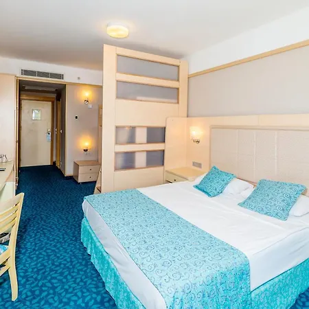 Resort Vonresort Golden Coast & Aqua 5*